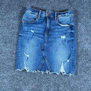 Guess Mini Skirt Womens XS Blue Denim Pockets Distressed Frayed Hem Medium Wash